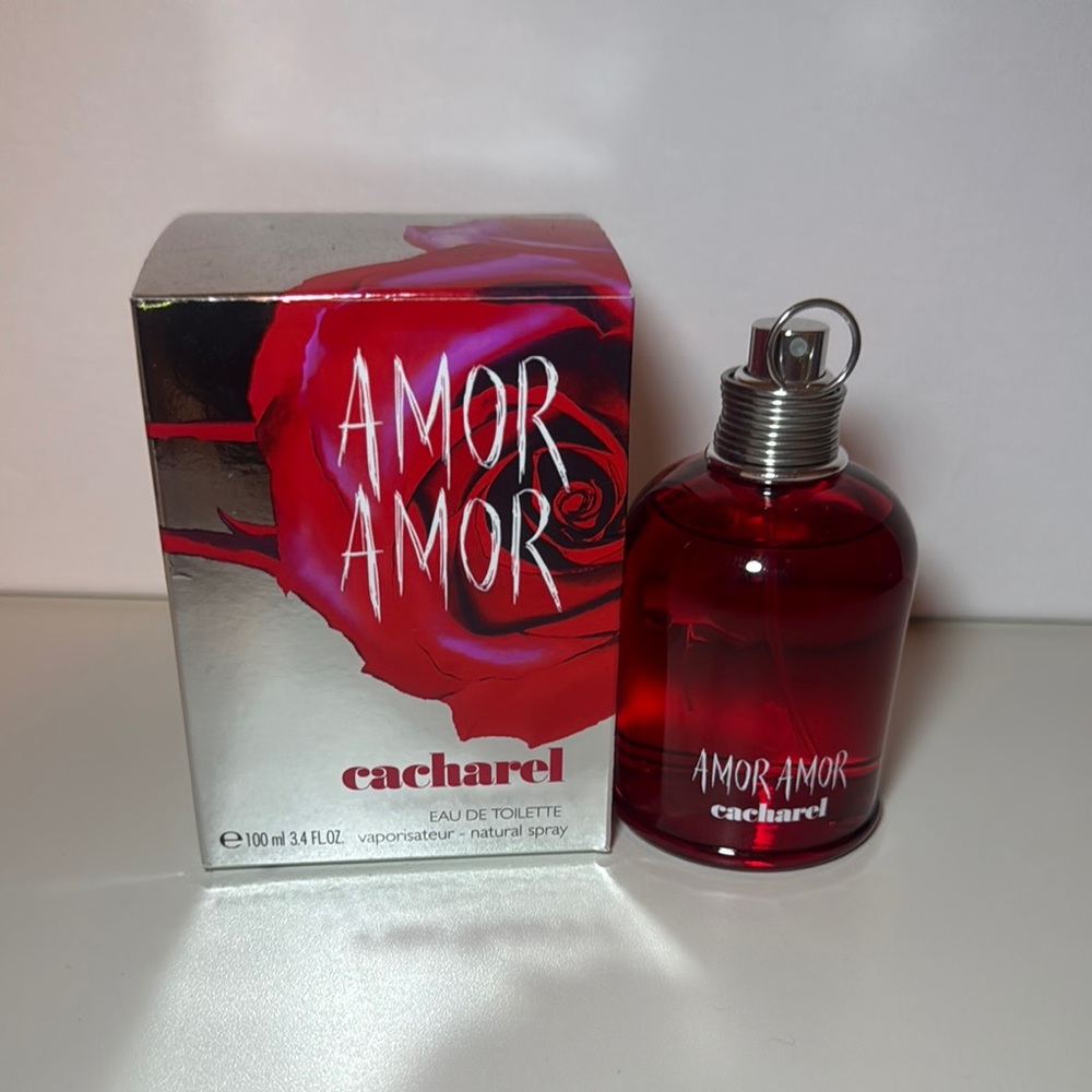 Amor Amor Eau de Toilette